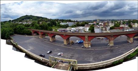Blick auf das Werksgelände westlich der Wupper während der Bodensanierung in Wuppertal.