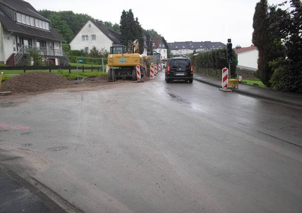 Baustelle der Birkeshöh-/Jägerstraße mit Bauarbeiten und Absperrungen in NRW.